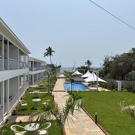 The Kimaya - By The Sea Baga Buitenkant foto